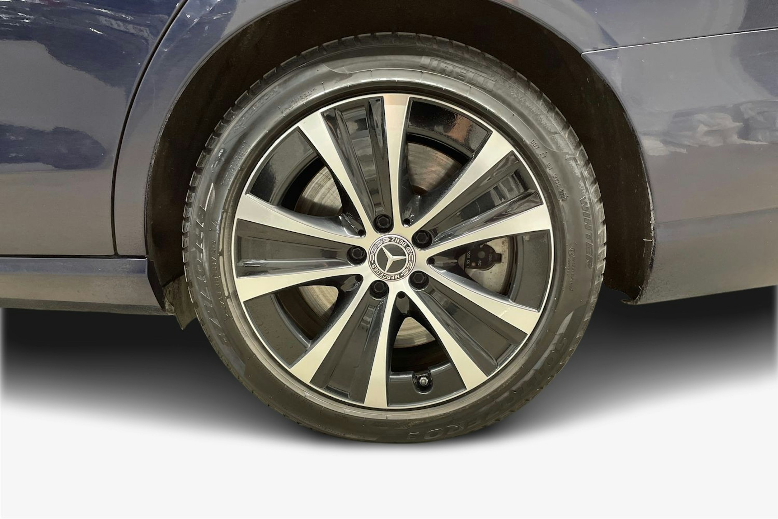sininen Mercedes-Benz E 2020 kuva 11.