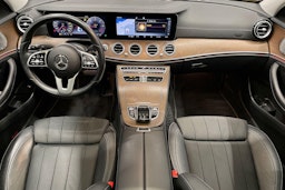 Musta Mercedes-Benz E 2020 kuva 9.