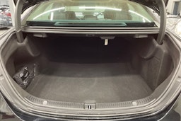 Musta Mercedes-Benz E 2020 kuva 15.