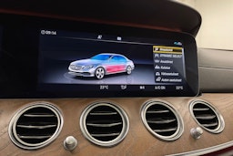 Musta Mercedes-Benz E 2020 kuva 20.