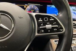 Musta Mercedes-Benz E 2020 kuva 26.