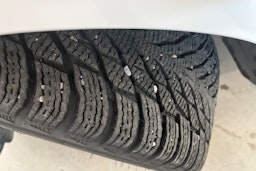 valkoinen Mercedes-Benz E 2020 kuva 13.