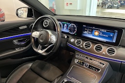 valkoinen Mercedes-Benz E 2020 kuva 18.