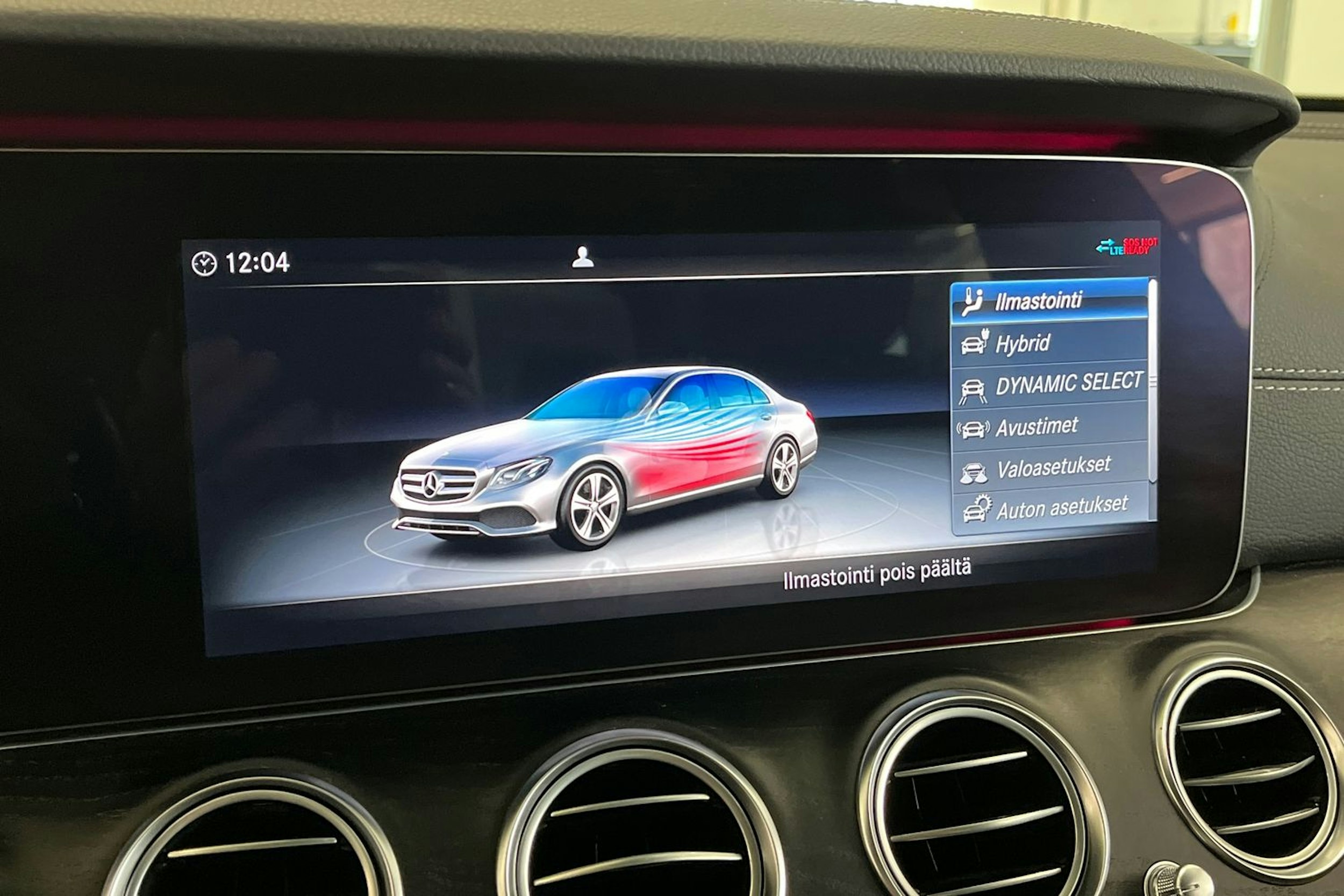 valkoinen Mercedes-Benz E 2020 kuva 27.