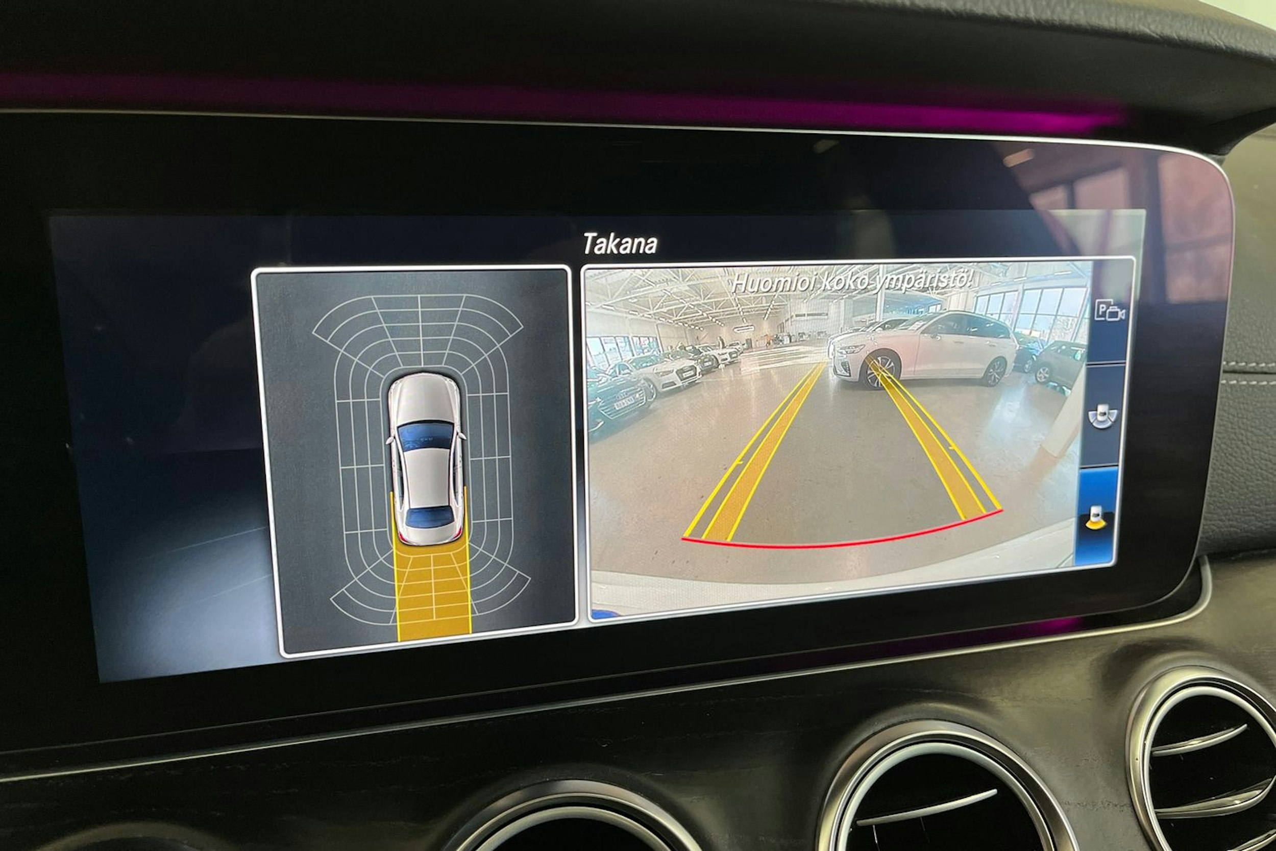 valkoinen Mercedes-Benz E 2020 kuva 29.