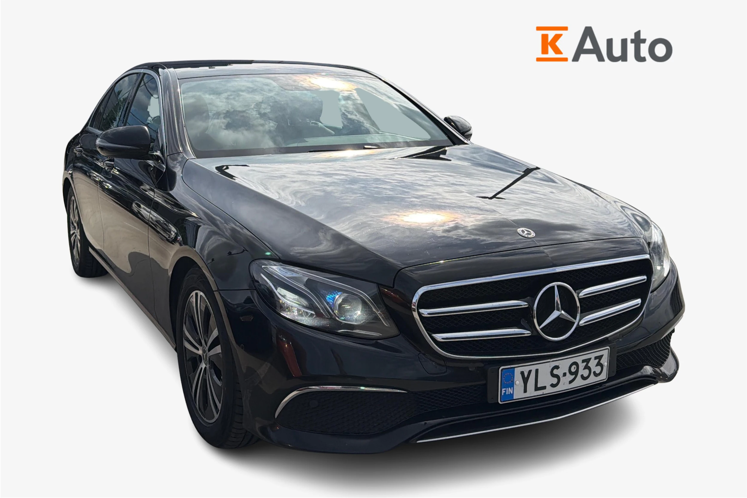 Musta Mercedes-Benz E 2020 kuva 1.