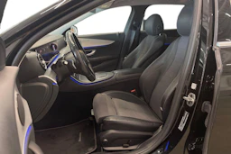 musta Mercedes-Benz E 2020 kuva 6.