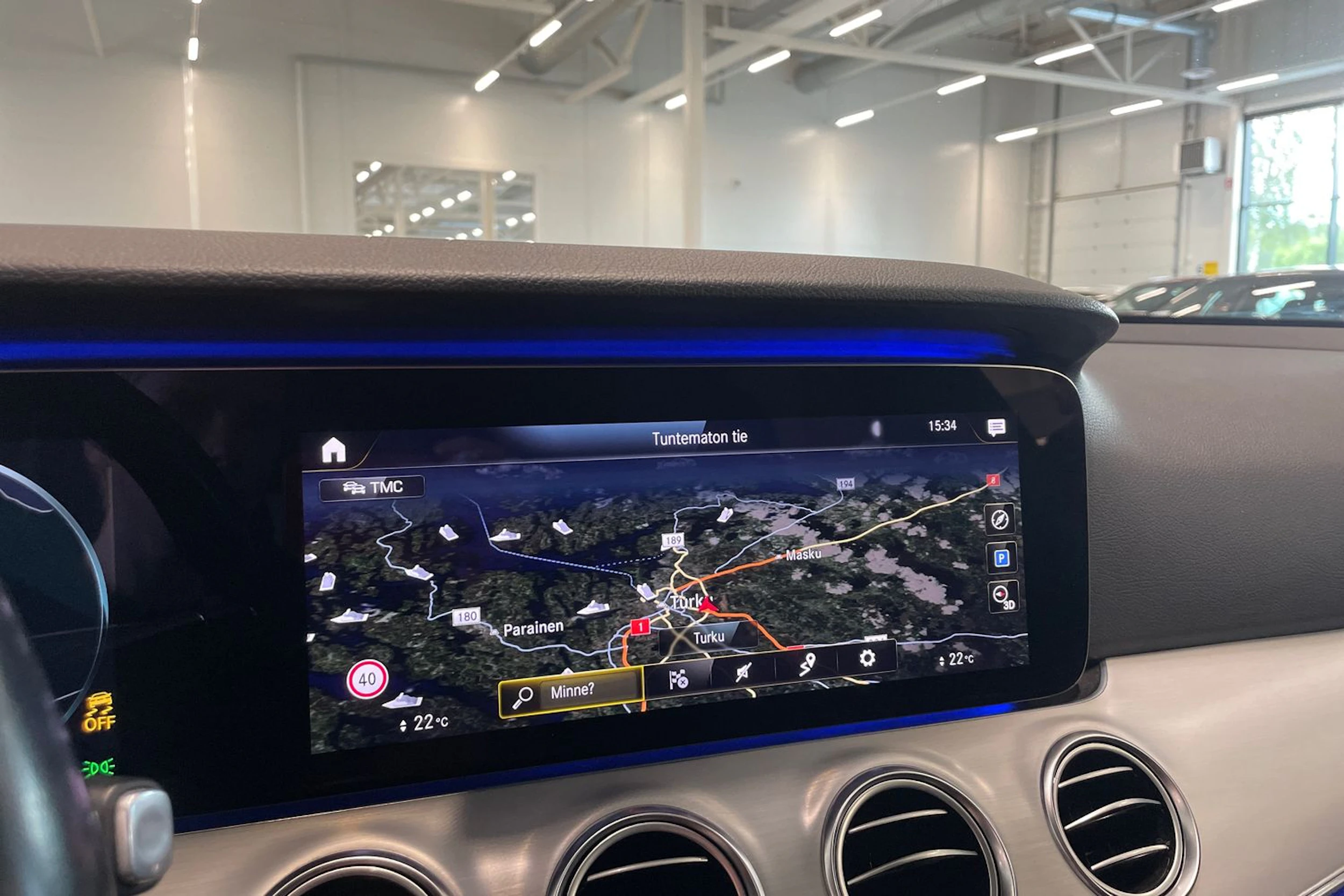 musta Mercedes-Benz E 2020 kuva 22.