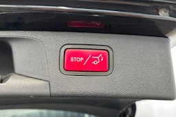 musta Mercedes-Benz E 2021 kuva 16.