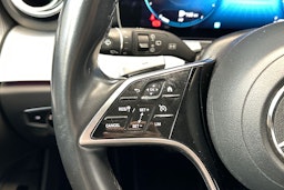 musta Mercedes-Benz E 2021 kuva 19.