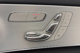 harmaa Mercedes-Benz E 2021 kuva 14.