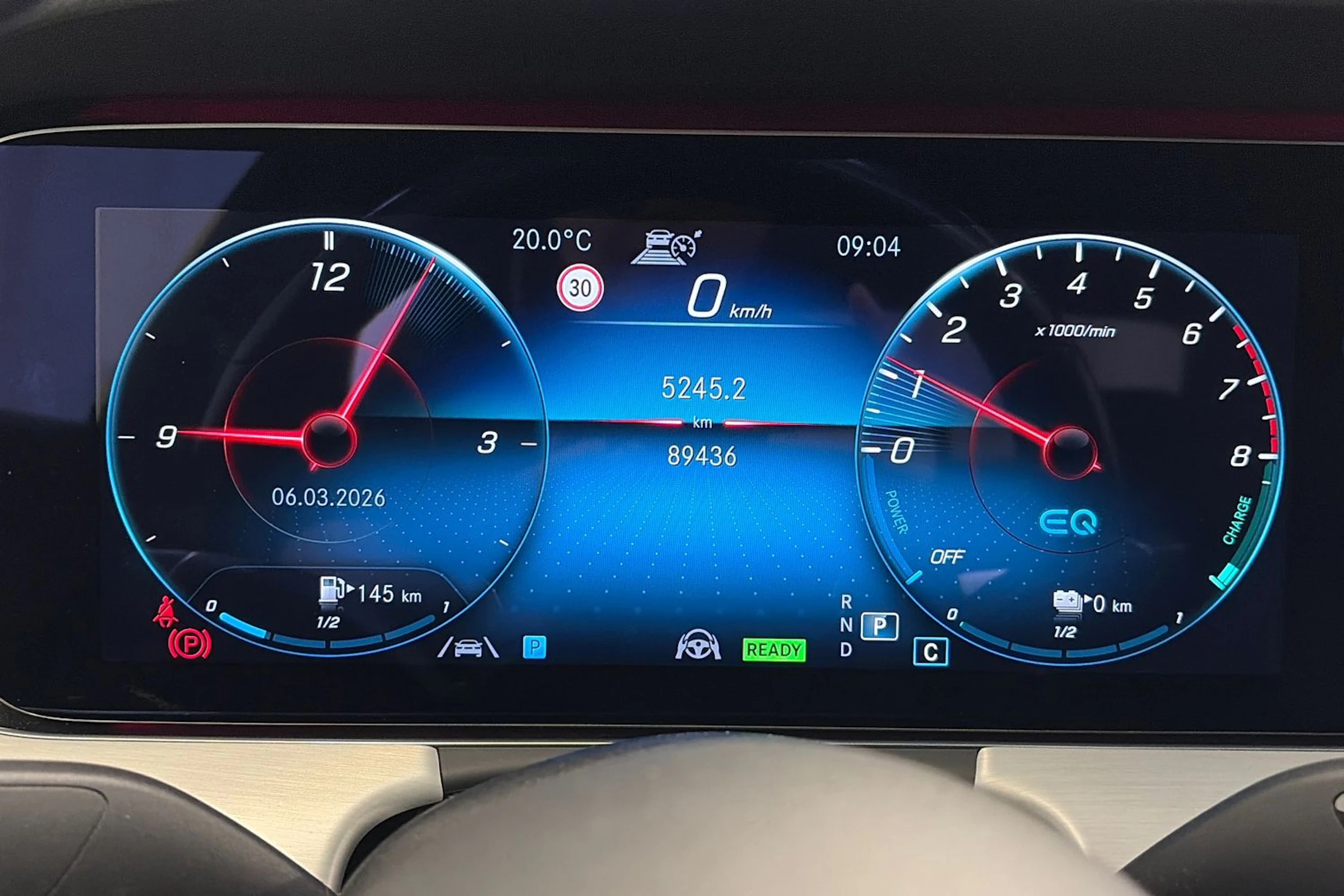 harmaa Mercedes-Benz E 2021 kuva 16.