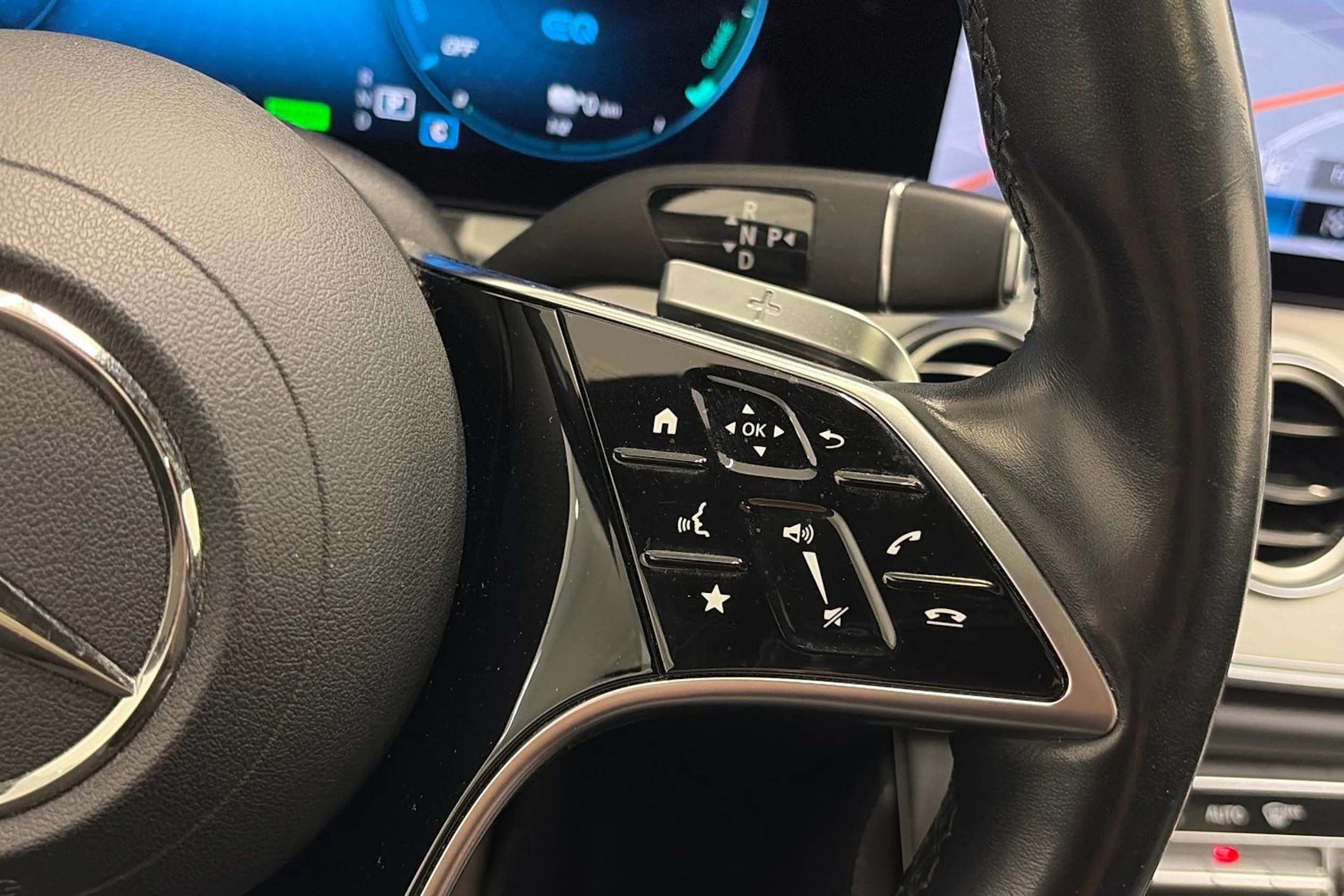 harmaa Mercedes-Benz E 2021 kuva 18.