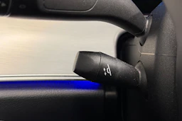 harmaa Mercedes-Benz E 2021 kuva 19.