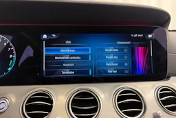 harmaa Mercedes-Benz E 2021 kuva 23.