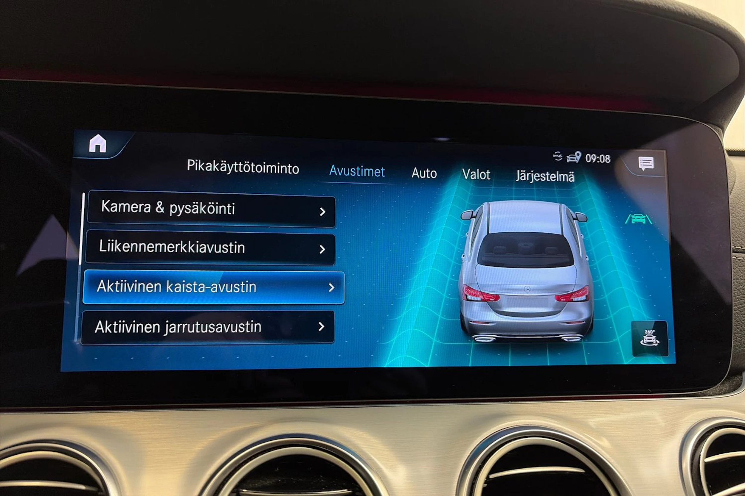 harmaa Mercedes-Benz E 2021 kuva 25.