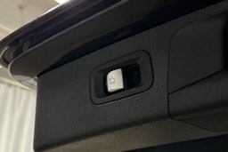 musta Mercedes-Benz E 2021 kuva 13.