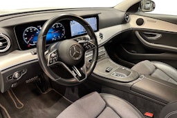 valkoinen Mercedes-Benz E 2021 kuva 7.