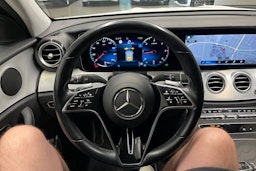 valkoinen Mercedes-Benz E 2021 kuva 14.