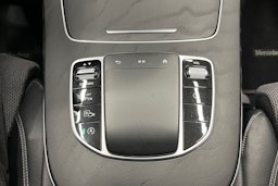 valkoinen Mercedes-Benz E 2021 kuva 21.
