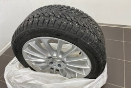 musta Mercedes-Benz E 2021 kuva 14.