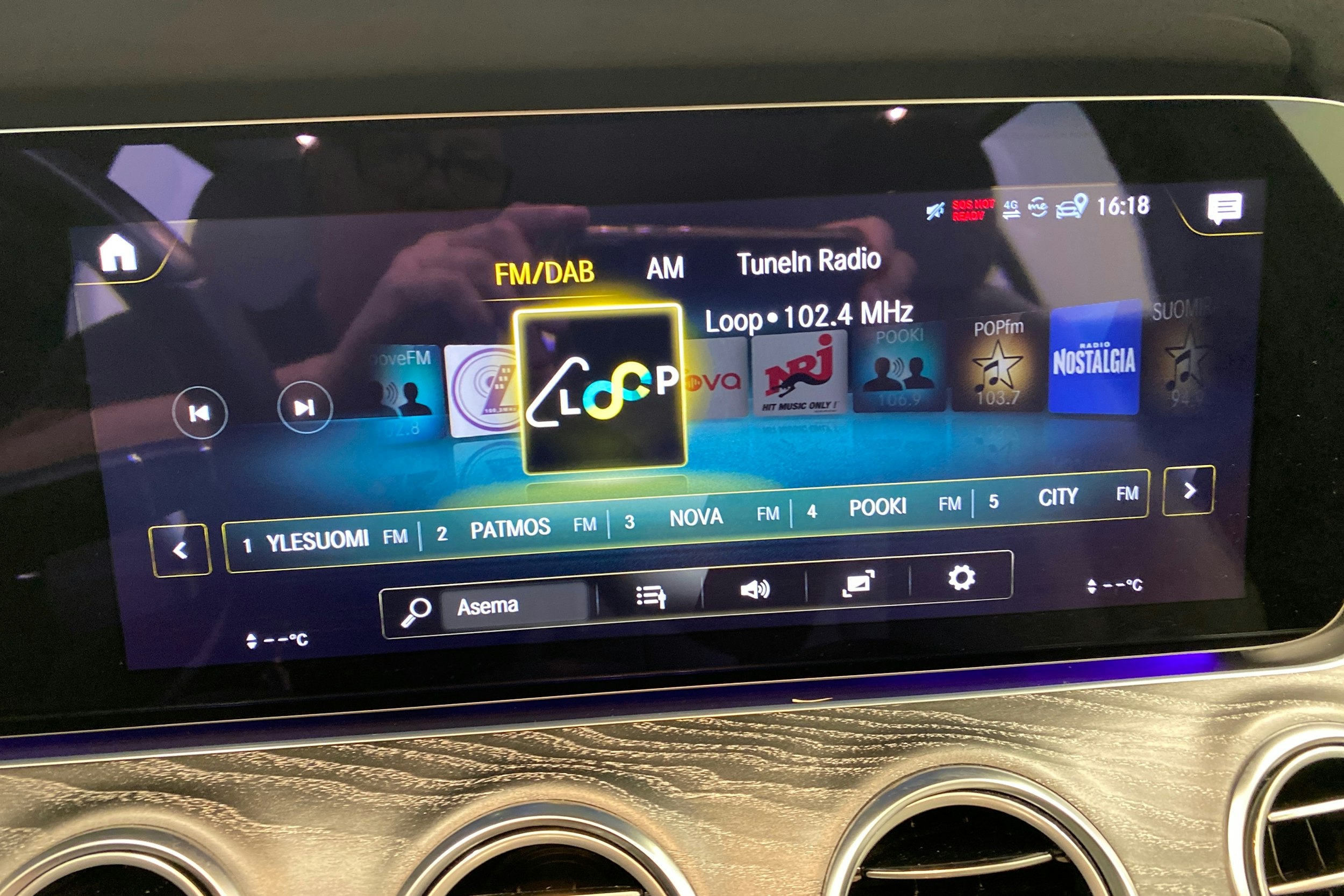 musta Mercedes-Benz E 2021 kuva 25.