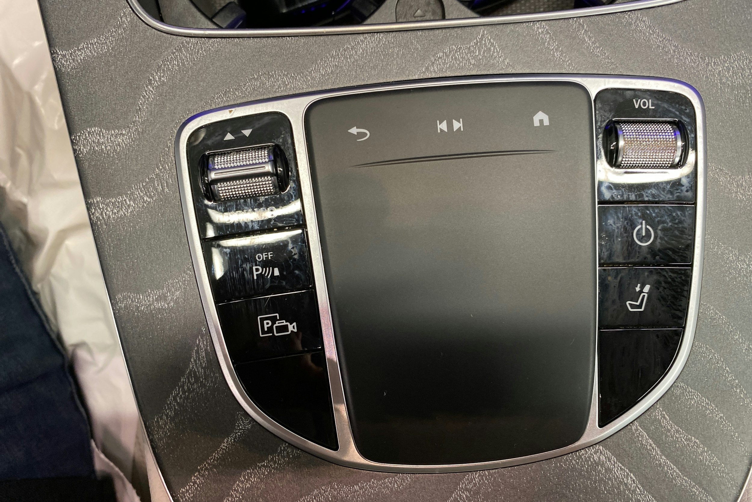 musta Mercedes-Benz E 2021 kuva 28.