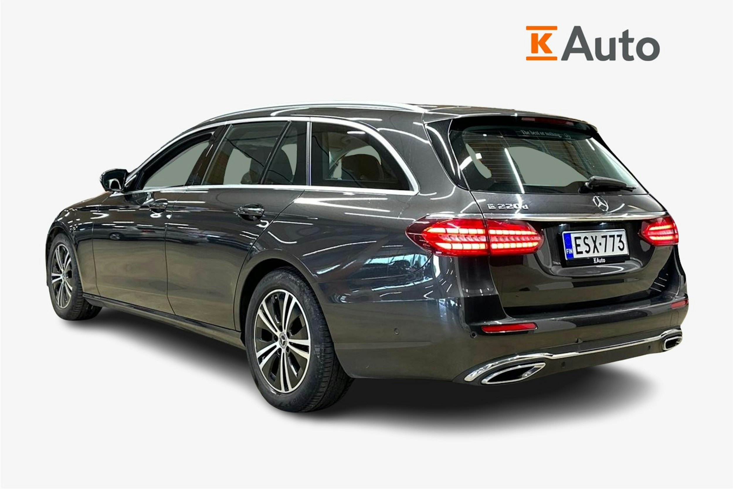 harmaa Mercedes-Benz E 2021 kuva 2.