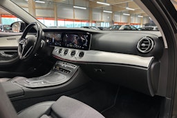harmaa Mercedes-Benz E 2021 kuva 12.