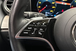 harmaa Mercedes-Benz E 2021 kuva 28.