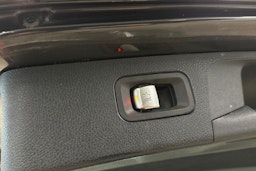 harmaa Mercedes-Benz E 2021 kuva 34.