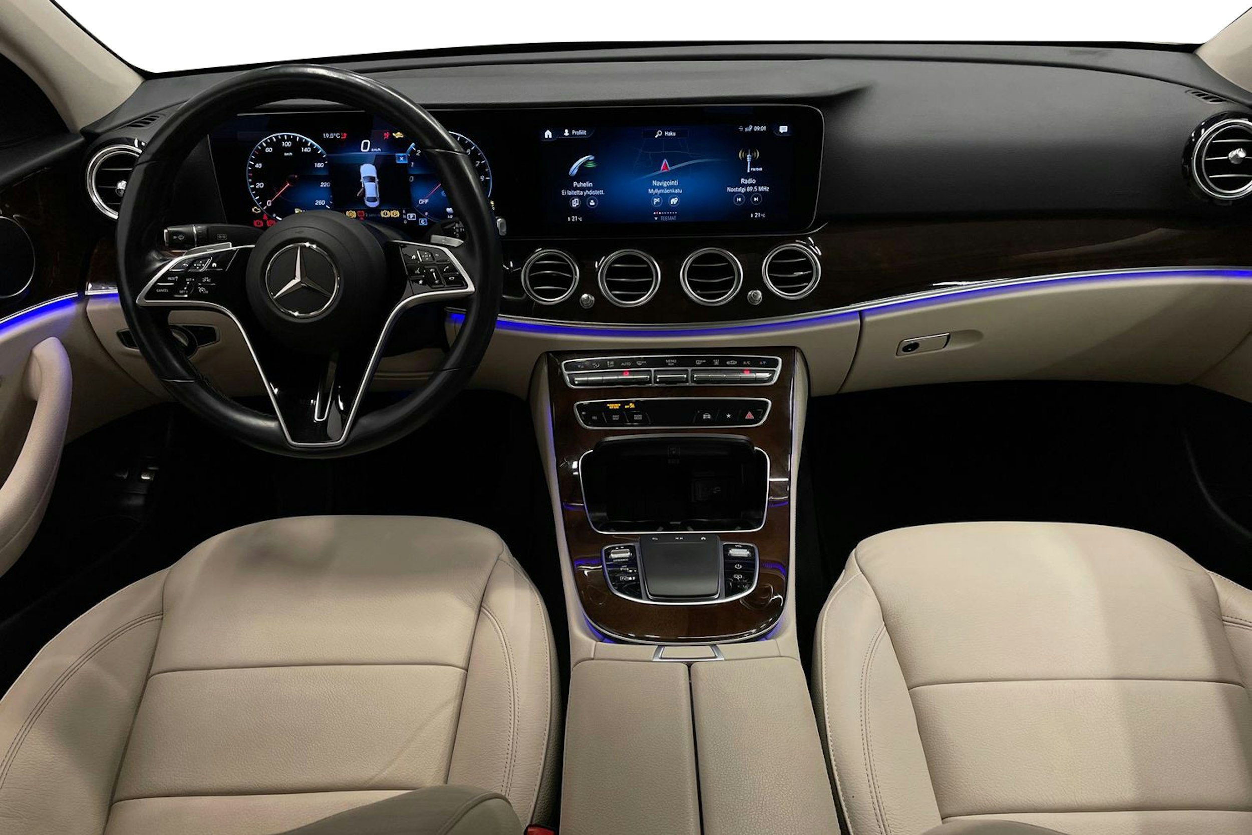 Musta Mercedes-Benz E 2021 kuva 9.