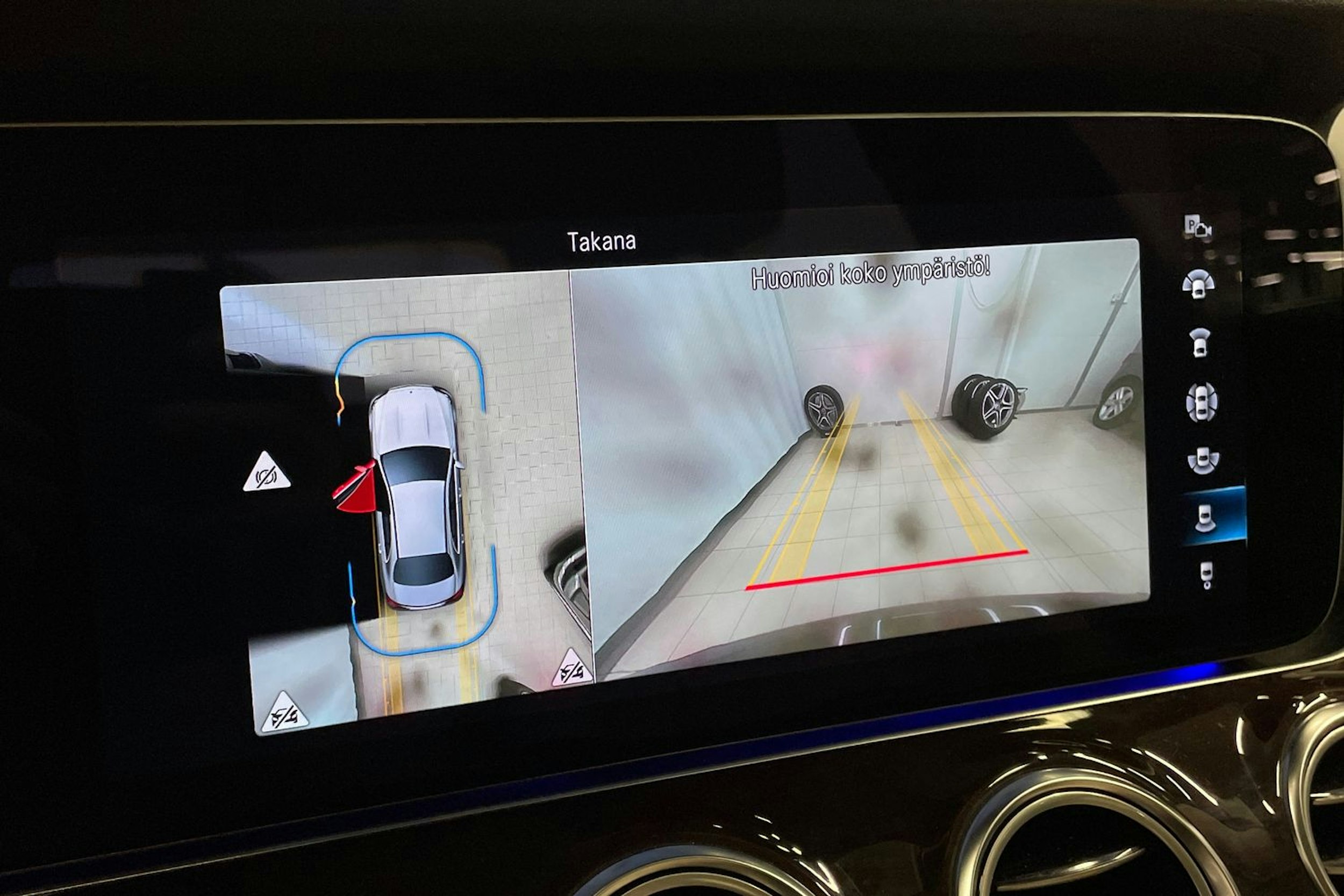 Musta Mercedes-Benz E 2021 kuva 21.