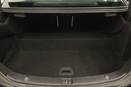 Musta Mercedes-Benz E 2021 kuva 23.