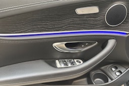 harmaa Mercedes-Benz E 2021 kuva 20.