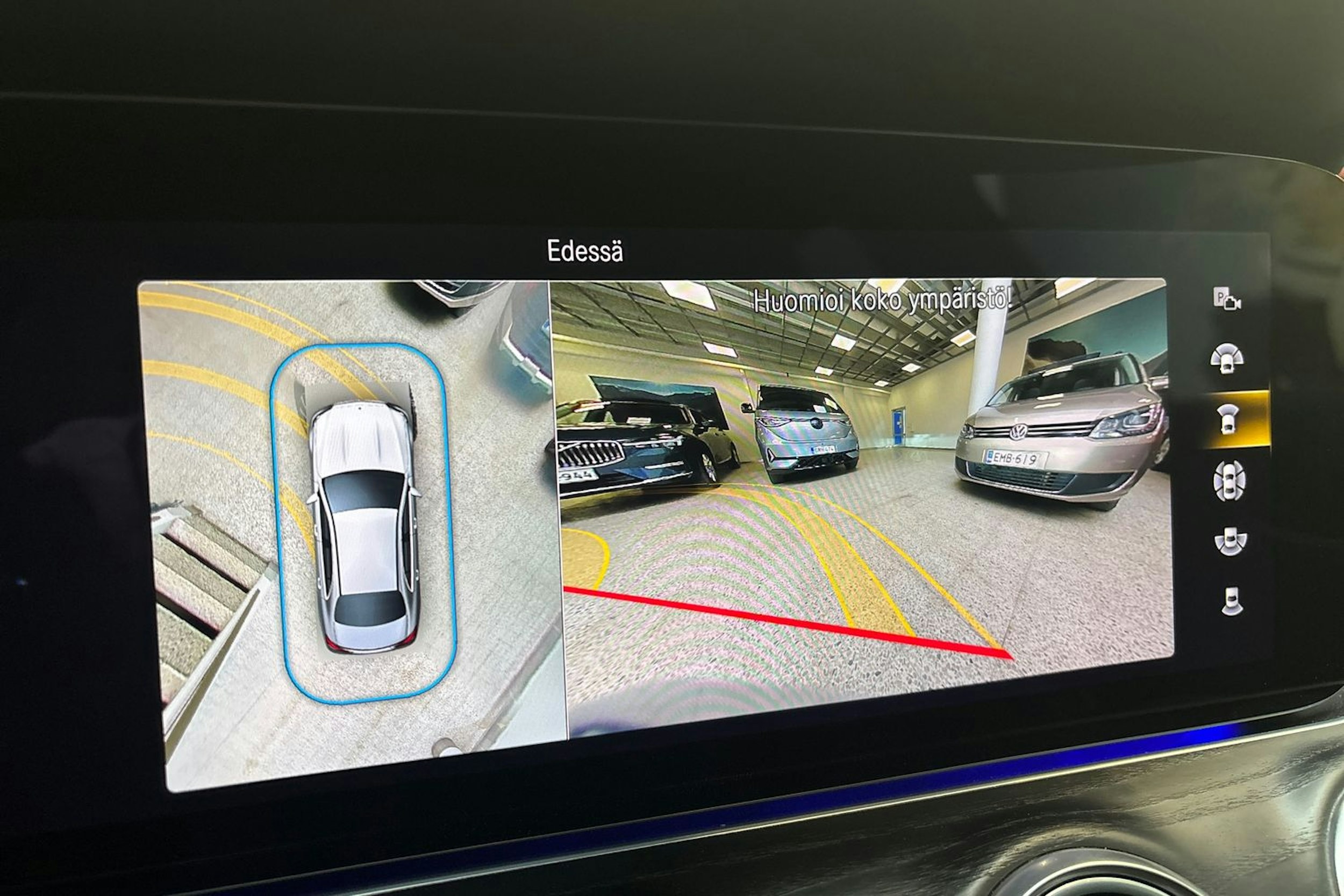 harmaa Mercedes-Benz E 2021 kuva 24.