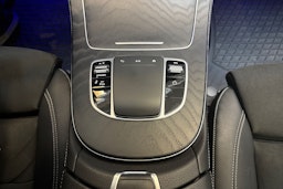 harmaa Mercedes-Benz E 2021 kuva 29.