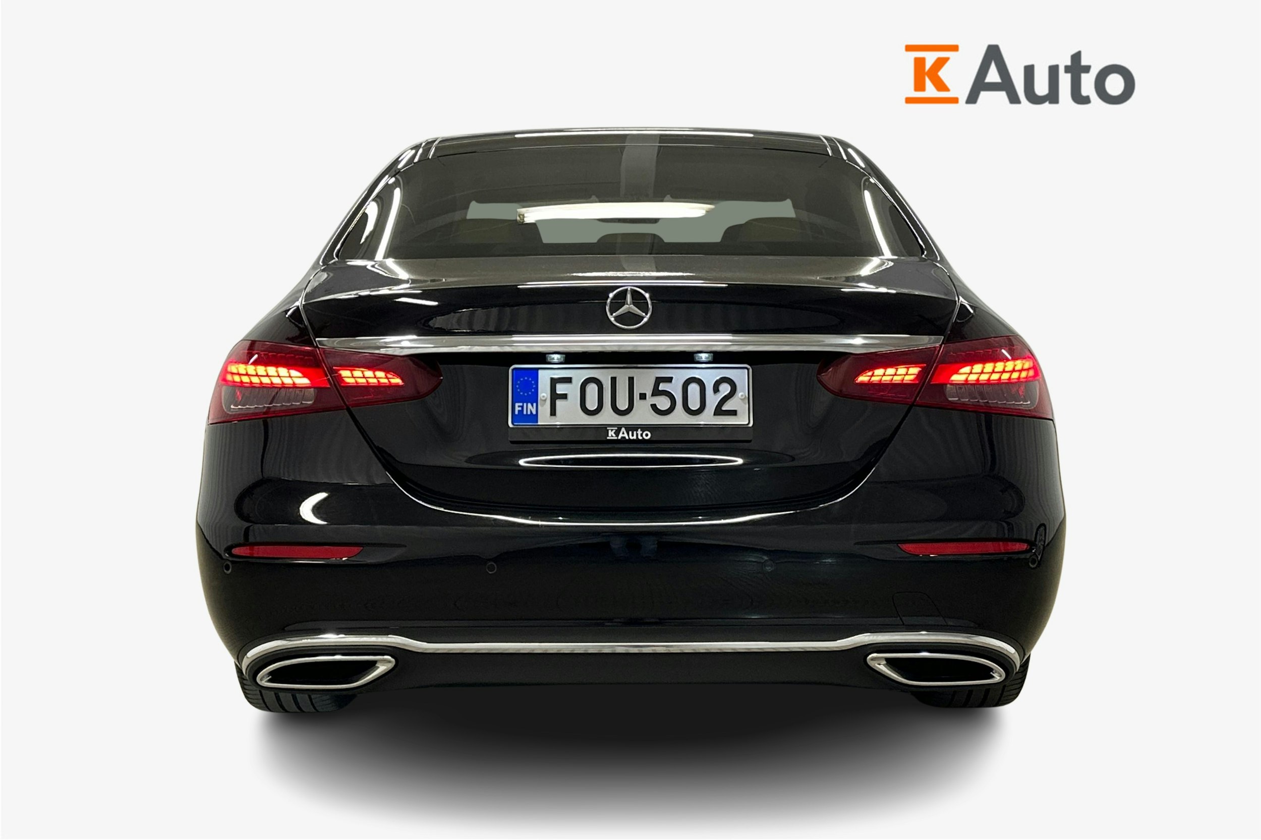 musta Mercedes-Benz E 2021 kuva 5.