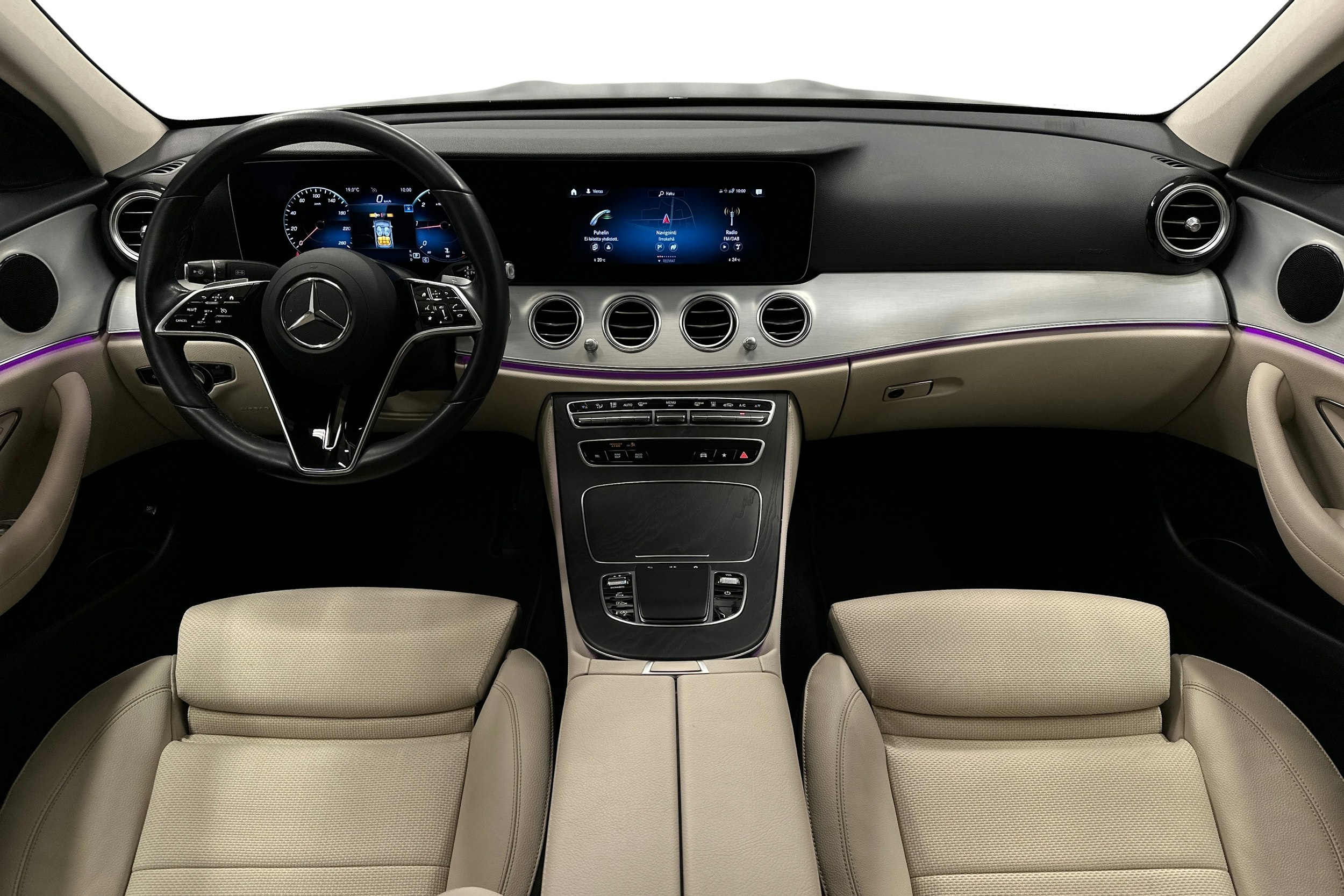 musta Mercedes-Benz E 2021 kuva 12.