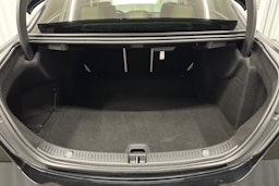 musta Mercedes-Benz E 2021 kuva 17.
