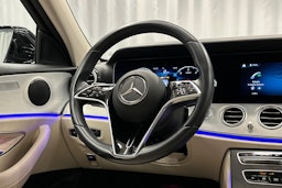 musta Mercedes-Benz E 2021 kuva 20.