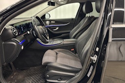 musta Mercedes-Benz E 2021 kuva 14.