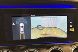 musta Mercedes-Benz E 2021 kuva 19.