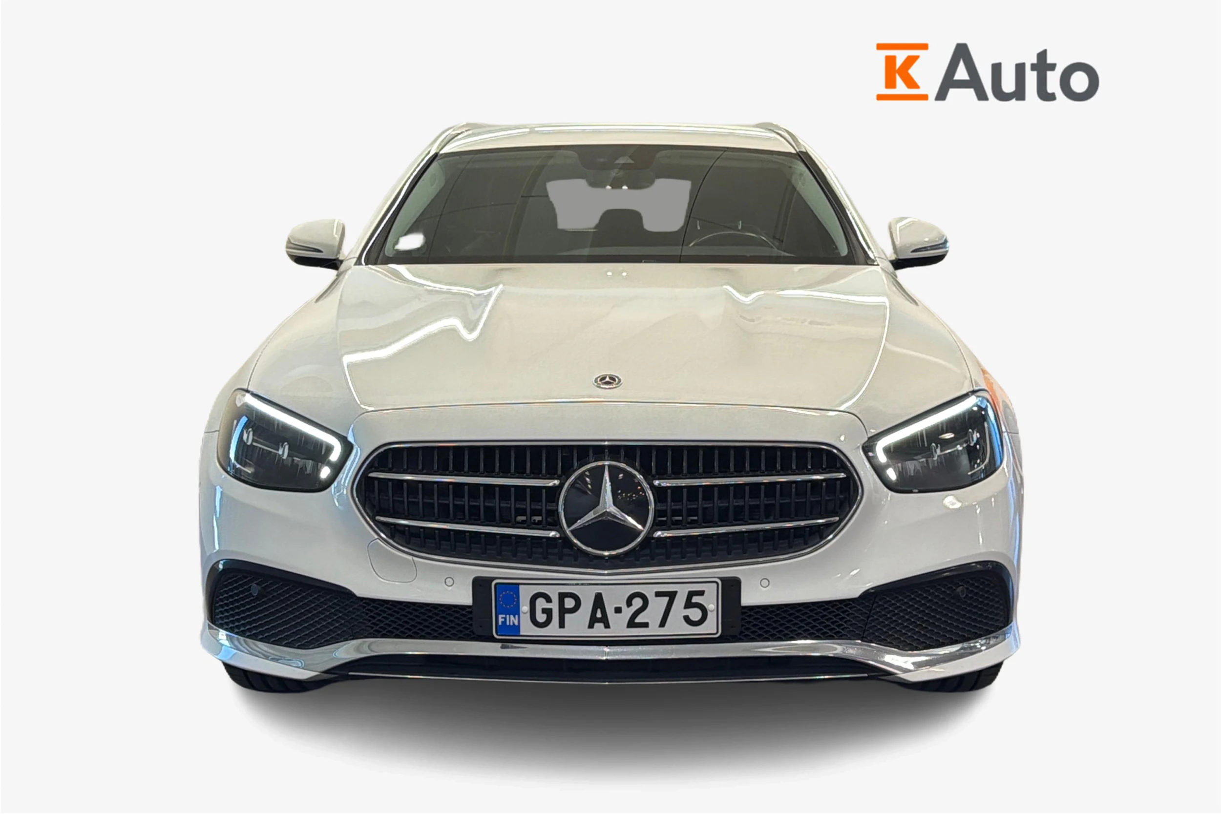 Valkoinen Mercedes-Benz E 2021 kuva 4.