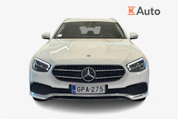 Valkoinen Mercedes-Benz E 2021 kuva 4.