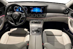 musta Mercedes-Benz E 2021 kuva 7.
