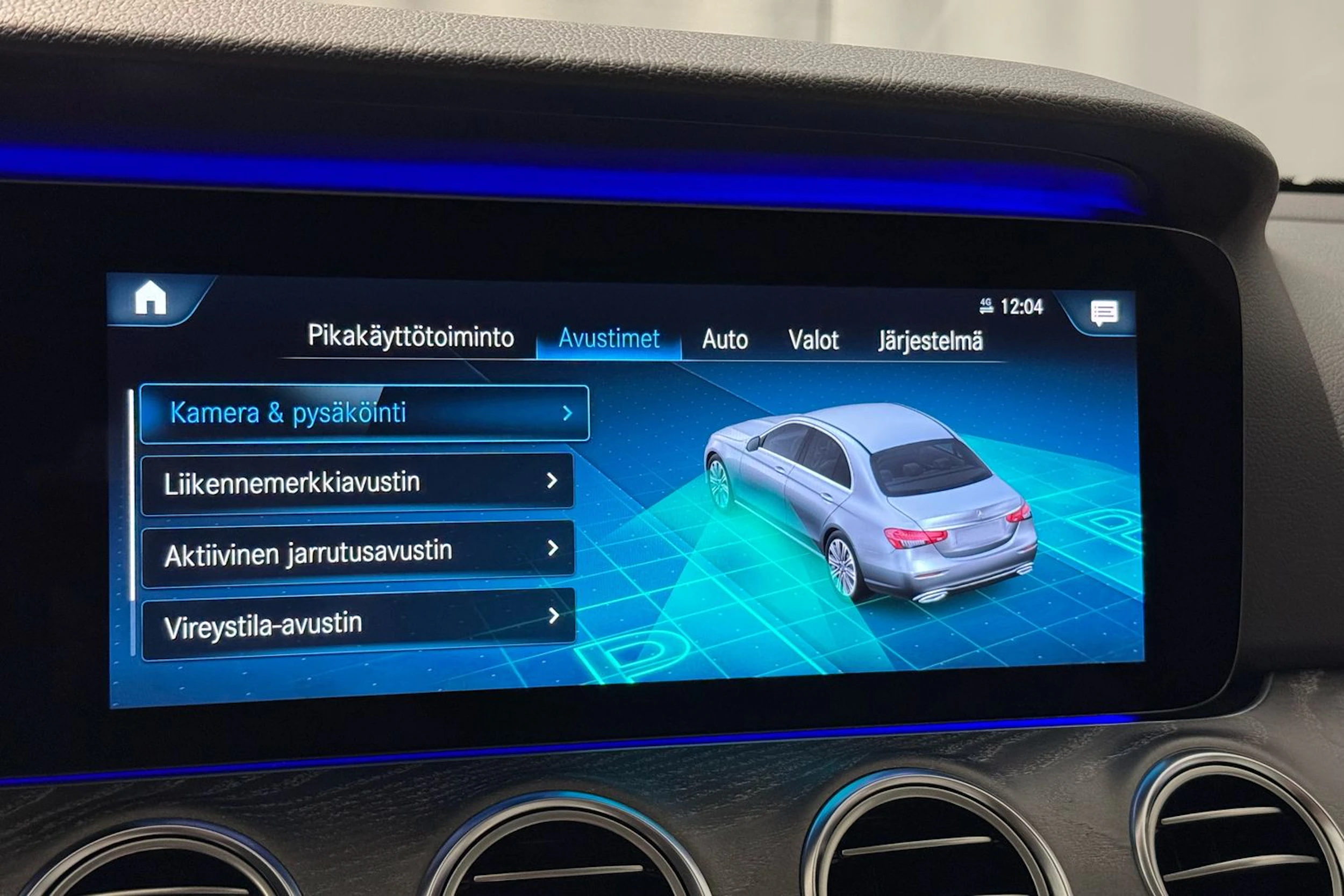 musta Mercedes-Benz E 2021 kuva 21.