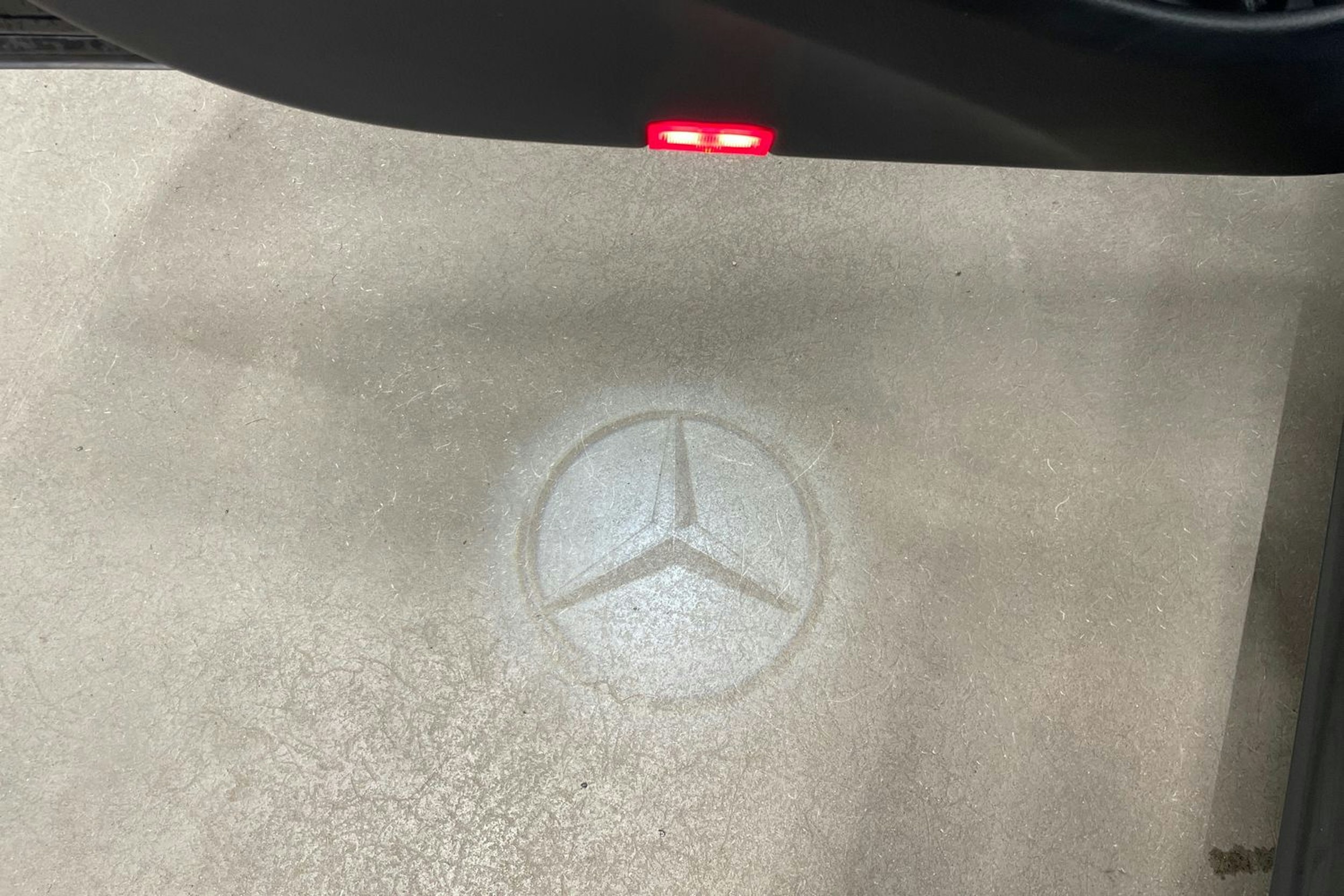 musta Mercedes-Benz E 2021 kuva 32.