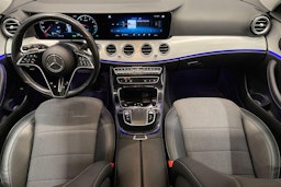 valkoinen Mercedes-Benz E 2021 kuva 9.