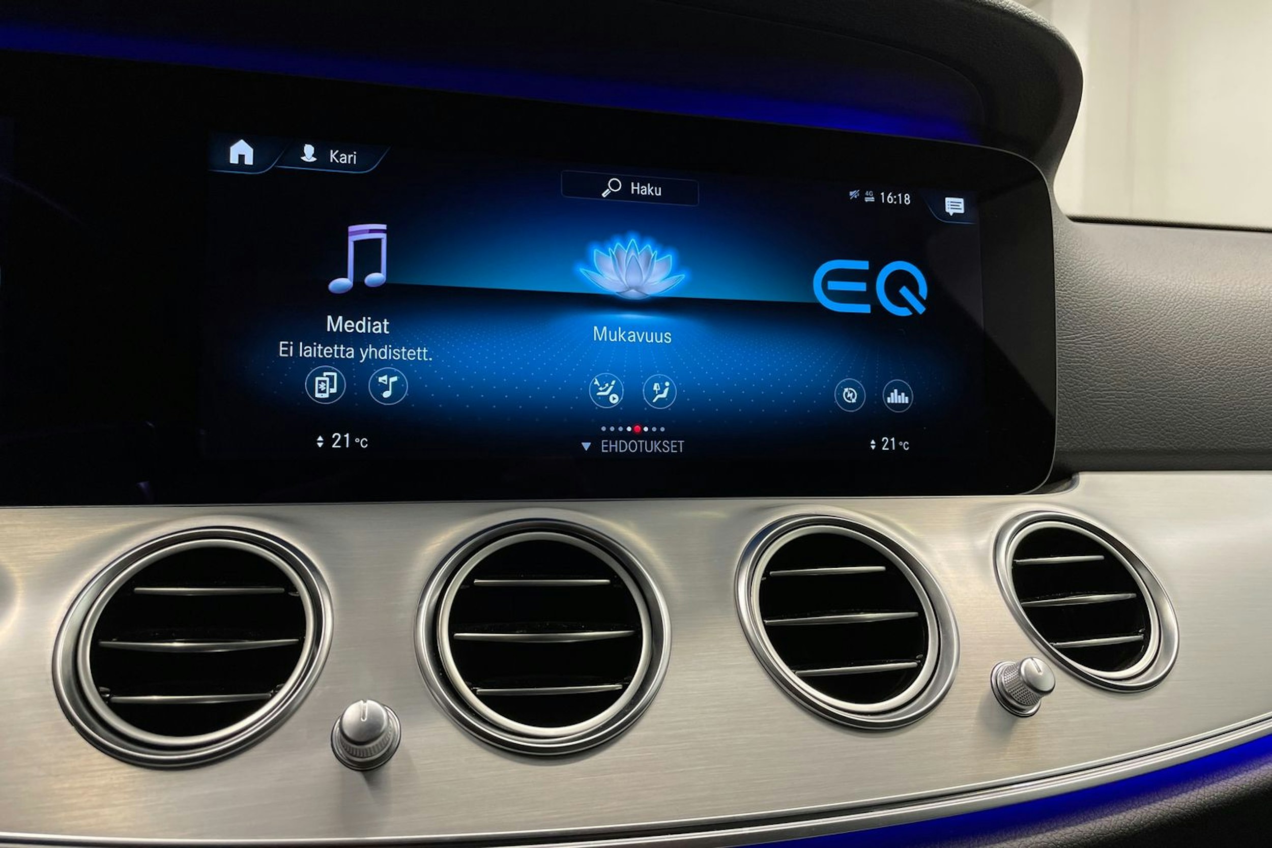 valkoinen Mercedes-Benz E 2021 kuva 17.